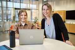 Yliopistokeskuksen varhaiskasvatuksen koulutuksiin voi hakea mm. työkokemuksen ja avoimessa yliopistossa suoritettujen opintojen pohjalta