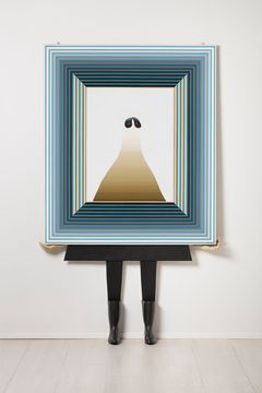 Juhani Linnovaara: Utan titel, 1969, akryl, faner, gummistövlar (bild: Mikko Lehtimäki)