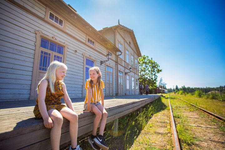 Minun Hyvinkääni  kirjoitus- ja valokuvakilpailussa haetaan tarinoita Hyvinkäällä asumisesta. Kuva Suomen Rautatiemuseon alueelta. Kuva Hyvinkään kaupunki/Sami Lamberg