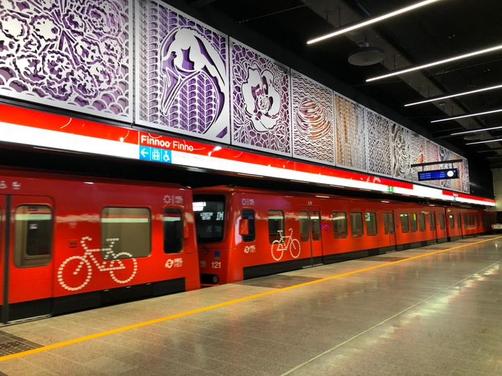 Finnoon metroasema on ensimmäinen uusista metroasemista Matinkylän suunnasta tultaessa. Kuva: Länsimetro