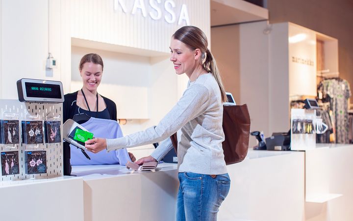 Ennätystulosta siivitti keskeisien tuotteiden, kuten lainojen, maksukorttien ja varallisuudenhoidon palveluiden, suosion voimakas kasvu.