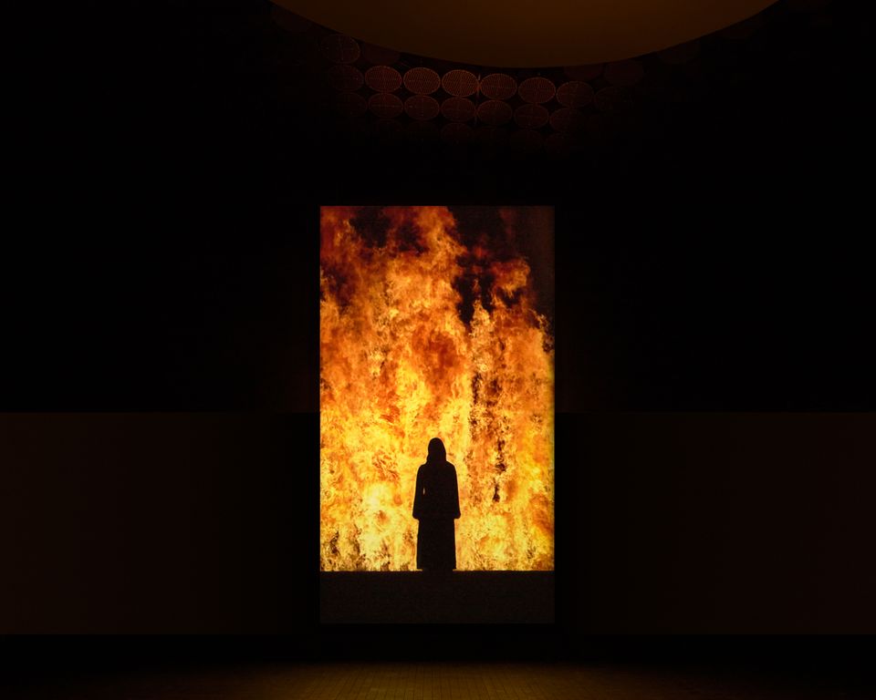 Bill Viola, Fire Woman, 2005, Photo Tuomas Uusheimo Amos Rex