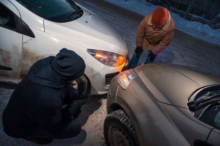 Liikennevahinkoja oli vuonna 2020 lähes viidennes aiempia vuosia vähemmän. Korvauksia arvioidaan maksettavan keskimäärin 4 800 euroa vahinkoa kohden. Kuva: Mostphotos.