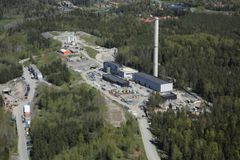 Blominmäen jätevedenpuhdistamon tunnelilouhinnat saatiin päätökseen. HSY:n vuonna 2022 valmistuva laitos rakennetaan pääosin maan alle.