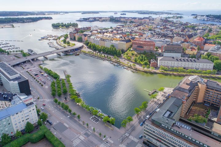 Hakaniemenrannan ja Siltavuorenrannan suunnitteluun etsitään uusi avauksia ideakilpailulla. Kuva: Helsingin kaupungin aineistopankki / Lauri Rotko