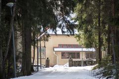 Markku Ojalan kuva luontotalosta pohjoisesta päin