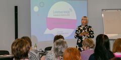 Sosiaali- ja terveysministeri Aino-Kaisa Pekonen Loistava tekijä -tapahtumassa 19.9.2019 
