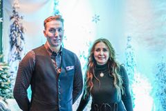 Töölönrannan ravintolatoimenjohtaja Mika Kekki ja Banquet of Hoshenan tuottaja Nadine Beshir.