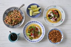 Saimaa-tacot ovat saaneet inspiraationsa helsinkiläisen Lie Mi -ravintolan kuuluisista Shanghai-tacoista, mutta pääraaka-aine onkin varkautelainen kirjolohen jauheliha.