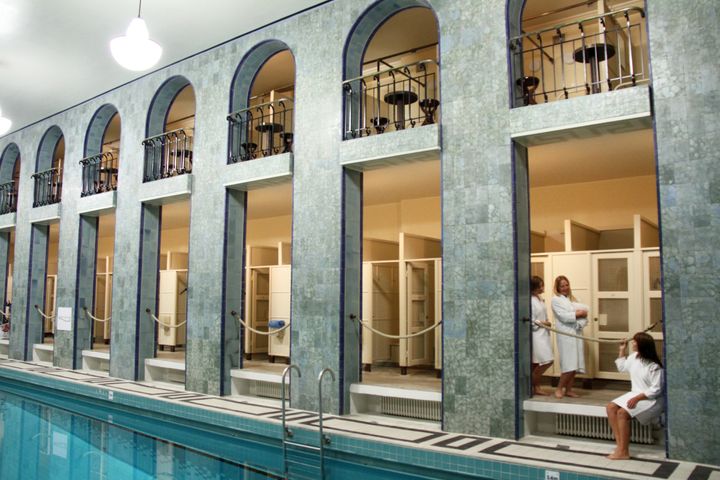 Yrjönkadun uimahallissa naisten hemmottelupäivä, kuva Helsingin kaupunki