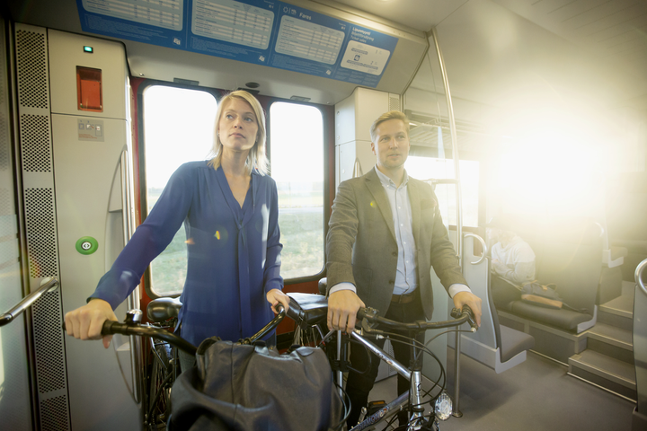 Pidä pyörästäsi huolta matkan aikana ja huolehdi, ettei se kaadu. Kuva: HSL / Lauri Eriksson