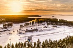 Ampumahiihdon maailmancupia järjestettiin Kontiolahden ampumahiihdotadionilla ensimmäisen kerran vuonna 1990. Kuva: Sami Vuomajoki
