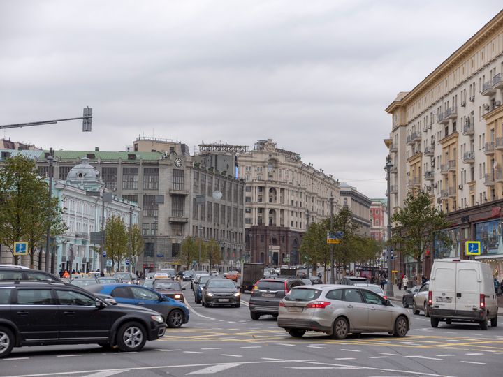 När avtalen om grönt kort upphör med Ryssland och Belarus i slutet av maj, måste en trafikförsäkring tecknas med en lokal aktör efter gränspassagen. Photo: Mostphotos.