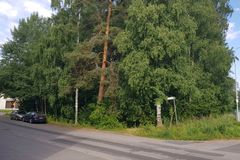 Hoitamaton metsikkö uudistetaan puisto- ja virkistysalueeksi Maununnevalla .