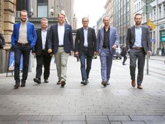 Kaslink Foods Oy:n hallituksen kokoonpano 1.10.2017 alkaen: Tuomas Kukkonen: hallituksen jäsen (toimitusjohtaja),
Jyrki Karlsson: hallituksen jäsen,
Harri Koponen: hallituksen puheenjohtaja,
Raino Kukkonen: hallituksen varapuheenjohtaja,
Juha-Petteri Kukkonen: hallituksen jäsen (markkinointi- ja viestintäjohtaja),
Matti Kukkonen: hallituksen jäsen (myyntijohtaja).