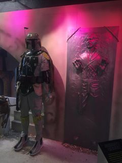Han Solo karboniittijäässä -rekvisiitta, korkeus 2,15 metriä. Kuva: World Touring Exhibitions