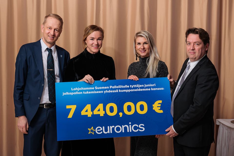 euronics-jatkaa-naisten-ja-tytt-jen-pelaaman-jalkapallon-kasvun