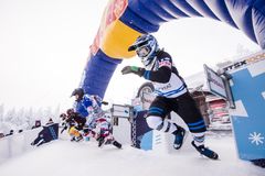 Miesten round of 64 1
Suomen Max Nymark (oikealla) eteni alkuerästään jatkoon yhdessä yhdysvaltojen Michael Iulianellon kanssa (toinen oikealta). Taustalla yhdysvaltojen Kale Johnstone ja suomen Janne-Petteri Mynttinen
Photocredit: Red Bull Content Pool / Victor Engström