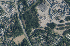 Ilmakuva Hämeenlinnanväylästä ja Kuninkaantammesta. Kuva: Helsingin karttapalvelu