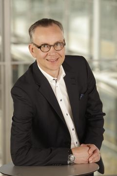 PwC:n partneri ja yritysvastuu- ja ESG-palveluiden vetäjä Mikael Niskala