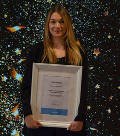 Vuoden työpaikkaohjaaja Hanne Kuusinen-Ruohomäki.