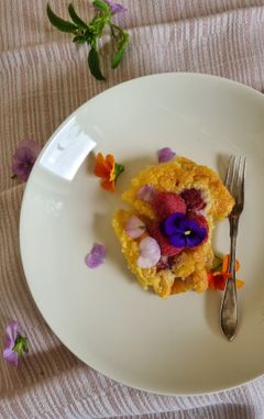 Ranskalainen marjapannari Clafoutis. Resepti: Heidi Siivonen. Kuva: Heidi Siivonen.