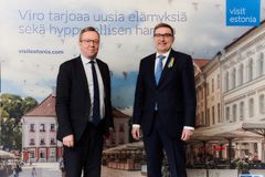 Ministerit Mika Lintilä ja Andres Sutt tapasivat Viron suurlähetystössä Helsingissä 8.4.22. Kuva: Rene Riisalu, Visit Estonia