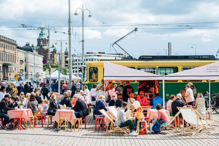 Kauppatori. Kuva: Helsinki Marketing / Jussi Hellsten.