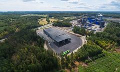 Laitos sijoittuu keskeiselle paikalle hyvien kulkuyhteyksien varrelle. Kuva: Neodes