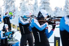 Stark Suomi Oy ja Suomen Ampumahiihtoliitto ovat aloittaneet yhteistyön. Molemmat osapuolet ovat sitoutuneita innostamaan suomalaisia mukaan ampumahiihdon pariin, parantamaan lajin harrastamismahdollisuuksia sekä edistämään lajin arvostusta, houkuttelevuutta ja näkyvyyttä.