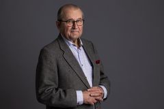 Panu Rajala kirjoittaa Hannele Laurin elämäkerran.