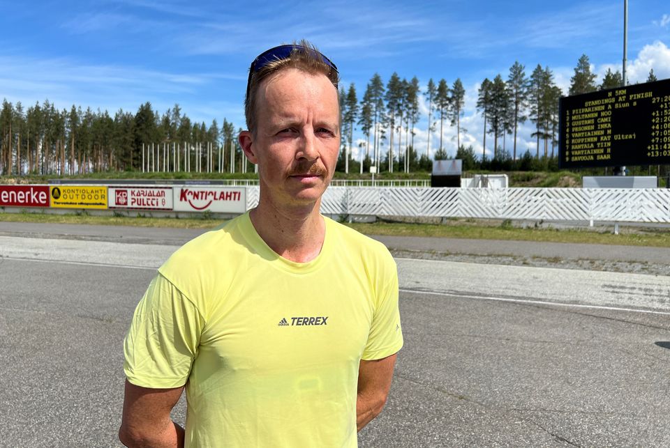 Kari Varis 2024 Jaama Run maalissa