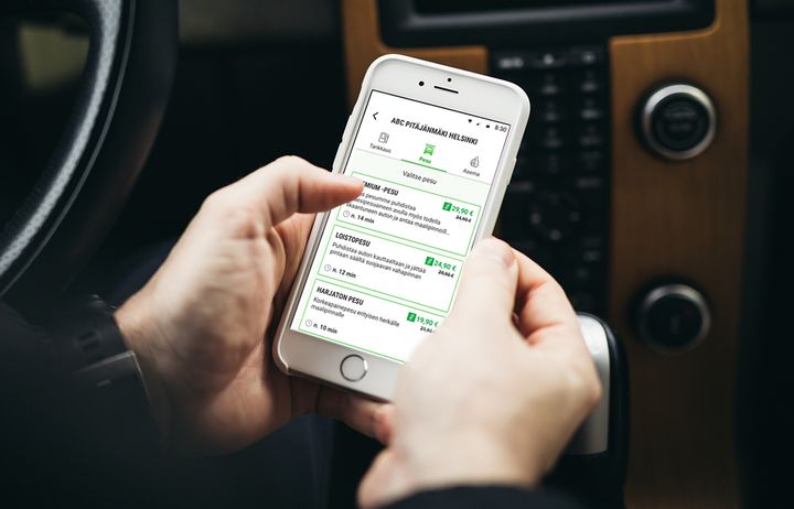 ABC-mobiilissa uutena ominaisuutena onnistuu myös autopesu.