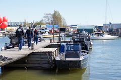 Vid evenemanget Suomiveneilee.fi på Drumsö i Helsingfors kunde man provköra hela 43 olika båtar och under två dagar deltog nästan 1200 personer i över 500 provkörningar.