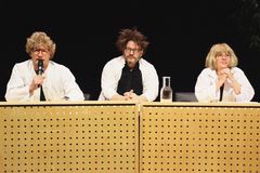 Teatteri Siperia, Mieslive, Tampere-talo, ohjaus Anna-Elina Lyytikäinen, kuvaaja Jere Riihinen
