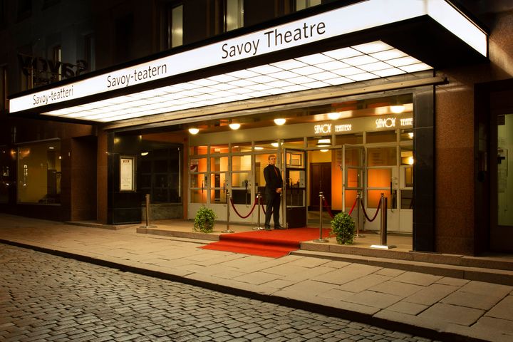 Savoy-teatterin sisäänkäynti Kasarmikatu 46-48, kuva Esa Kapila
