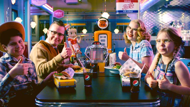 Perheille suunnattu American Diner on Restamaxin suosituimpia konsepteja. Kuva American Dinerin mainosvideosta 2018.