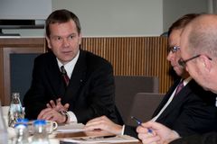 Finnveraa tarvittiin ennätysmäisen usein viime vuonna riskinjakajaksi pankkien kanssa, sanoo toimitusjohtaja Pauli Heikkilä.
Kuva: Petri Asikainen/STT Info Kuva. Kuvat ovat vapaasti käytettävissä. Kuvia julkaistaessa pyydämme mainitsemaan lähteen: kuvaaj