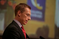 Ulkoasiainministeri Alexander Stubb selosti Kauppakamari Forum 2009 –tilaisuudessa analyysinsä Suomen ulkopolitiikan reunaehdoista ja näkymistä erityisesti taloudellisesta näkökulmasta. Puheessa arvioitiin ulkopolitiikan maantieteellisen katsauksen ohella