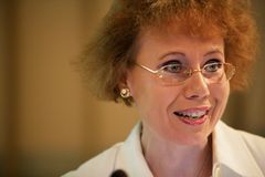 Johtaja Leena Linnainmaa, Keskuskauppakamari. Kuva: Jakke Nikkarinen/STT Info Kuva. Kuvat ovat vapaasti käytettävissä. Kuvia julkaistaessa pyydämme mainitsemaan lähteen: kuvaajan nimi ja STT Info Kuva.
Kuvat ovat painokelpoisia. Jos kuva ei suuren koons