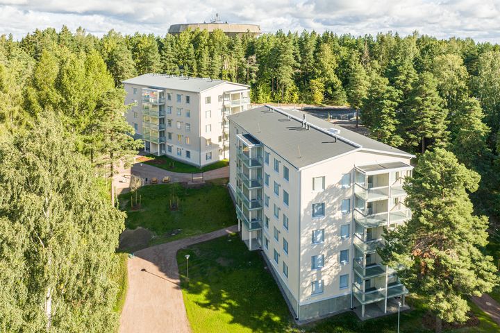Asuntosäätiön asumisoikeuskohde osoitteeessa Raiskionkatu 9.