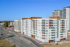 Finnoonkartanonkatu 17 kohde kuvattuna ulkopuolelta.