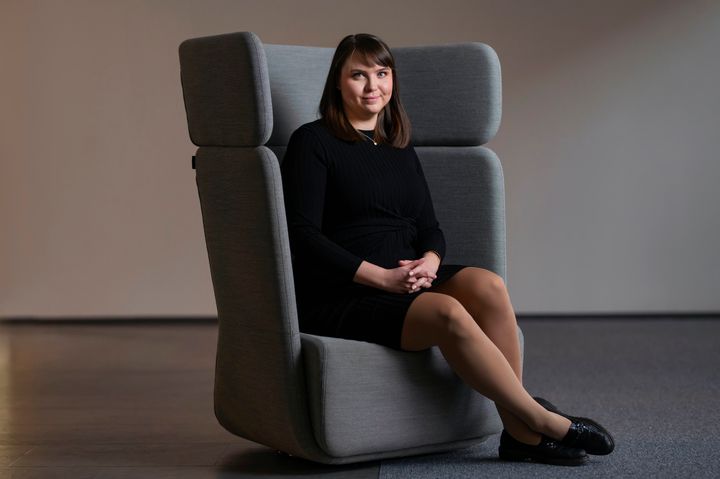 Suomen Yrittäjien digi- ja innovaatiopolitiikan asiantuntija Maria Nyroos. Valokuvaaja Johanna Erjonsalo