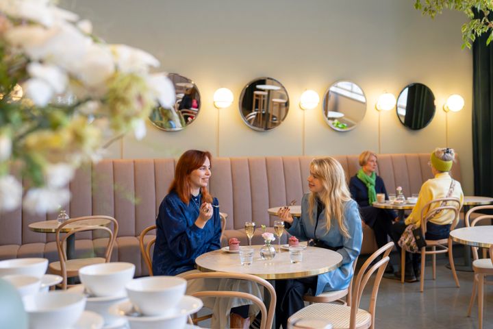 Ett nytt café har öppnat på tredje våningen i Ateneum