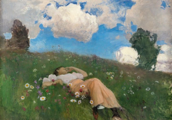 Maalaus, jossa nainen makaa rennosti kesisell kukkakedossa. Sinisell taivaalla on valkoisia pilvenhattaroita.
