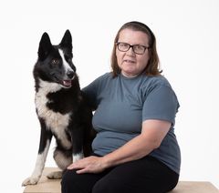 Kirsi Sainion karjalankarhukoira Ulla ei harrasta aktiivisesti metsästystä.
