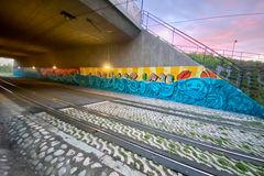 Märsky-tekstigraffiti raitiolinjan 13 tunnelissa Vallilanlaaksossa.