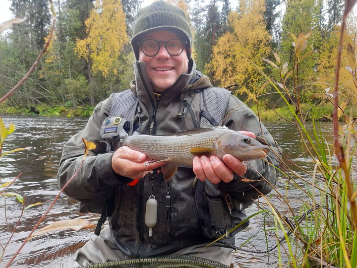 Jani Ollikainen isännöi perhobaanaa Vene 24 Båt -messuilla