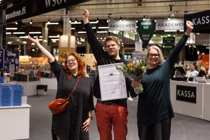 Kirja-alan edistämispalkinnon voitti vuonna 2024 Kirjan talo.