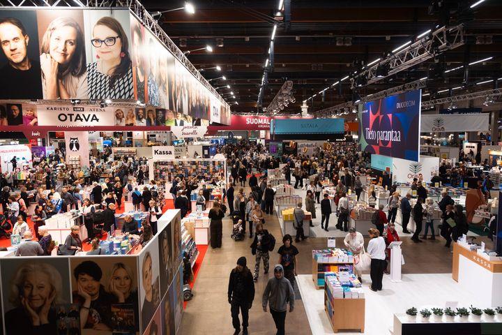 Bland de publikevenemang som Mässcentrum själv arrangerade nådde Helsingfors Bokmässa och det samtidigt ordnade Vin & Mat-evenemanget ett publikrekord genom tiderna med sammanlagt 104 516 besökare. Detta är det största antalet besökare för ett enskilt evenemang i Mässcentrum på 35 år.